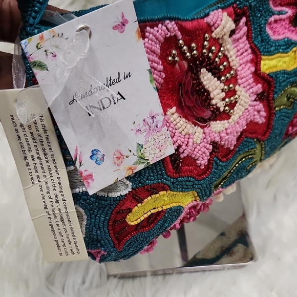 🔹️Made In india 🔹️Viral Floral Embellished Beaded Bag in Teal and Pink - Picture 4 of 8